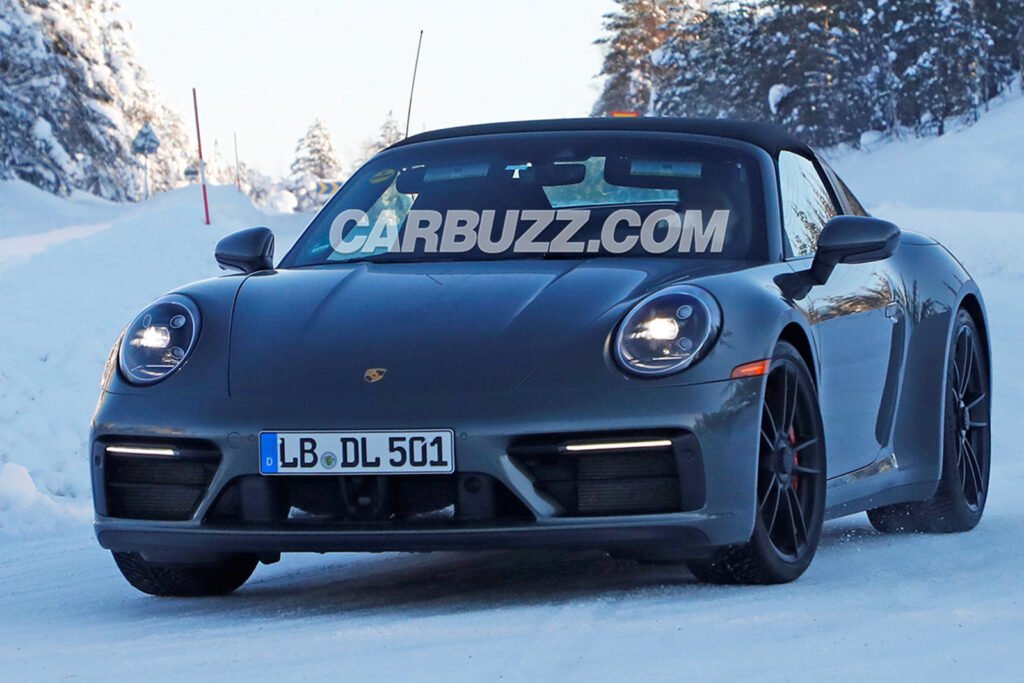 this-porsche-911-gts-prototype-is-hiding-a-big-secret