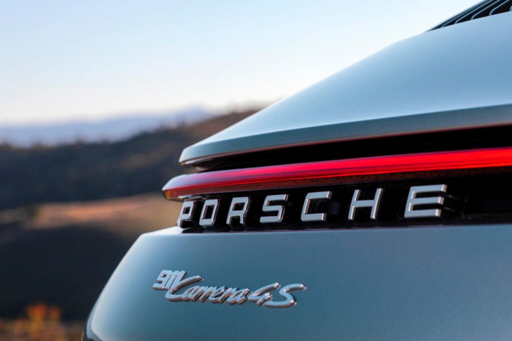 volkswagen-may-spin-off-porsche-to-make-some-cash