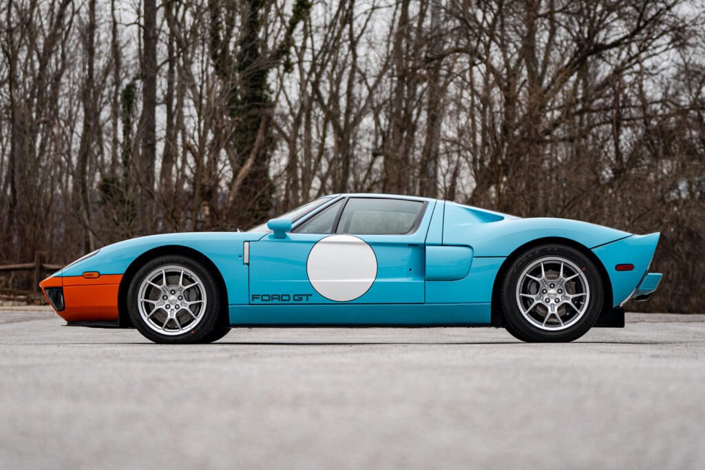 this-ford-gt-heritage-has-covered-less-than-3-miles