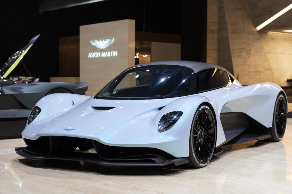 aston-martin-valhalla-buyers-are-in-for-a-surprise