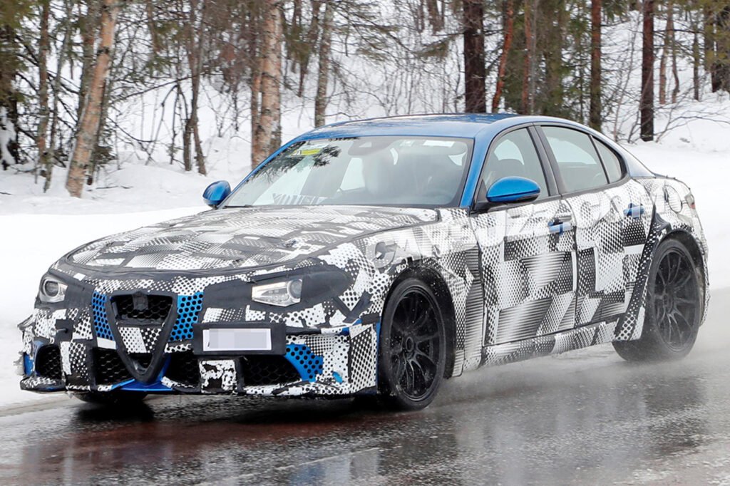 2022-maserati-granturismo-spied-disguised-as-an-alfa-romeo
