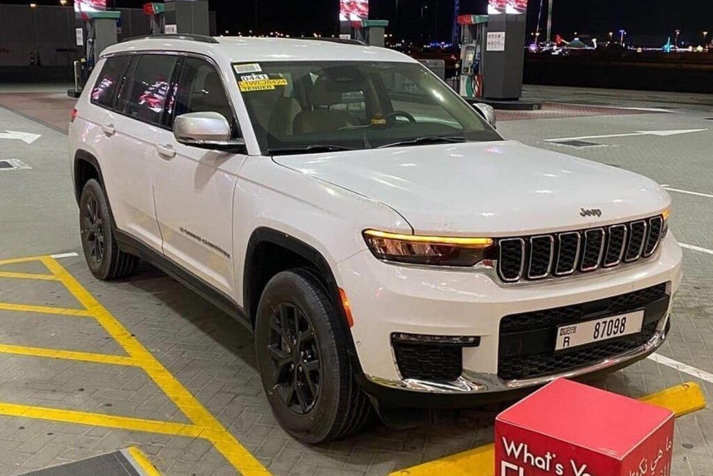 jeep-grand-cherokee-l-spotted-in-the-wild