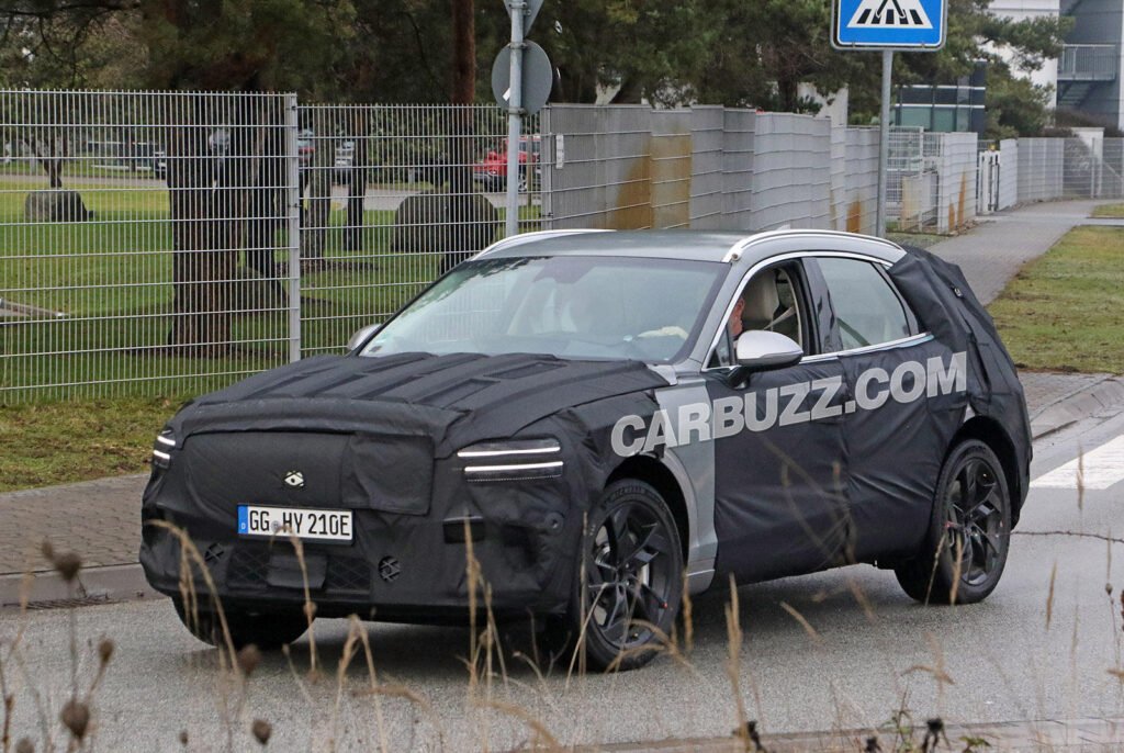 first-look-at-the-electric-genesis-gv70e-suv