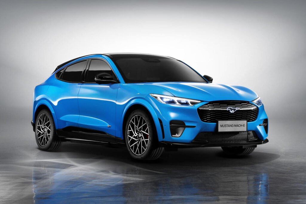 ford-compensating-mach-e-buyers-over-production-delays