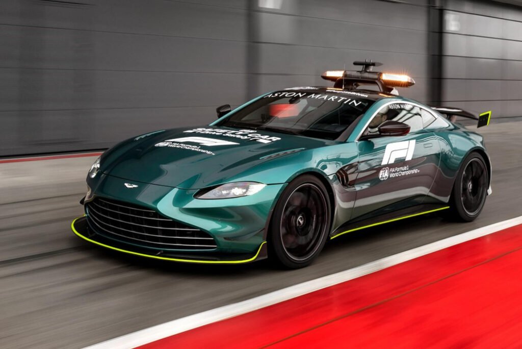 aston-martin-vantage-named-official-f1-safety-car