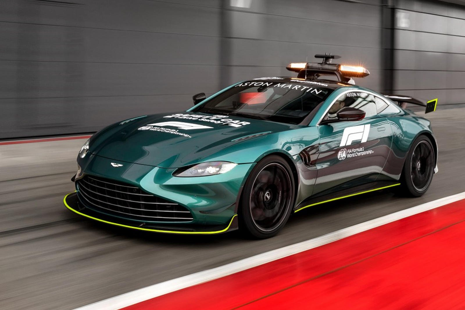 Aston Martin Vantage Named Official F1 Safety Car JK Wrangler