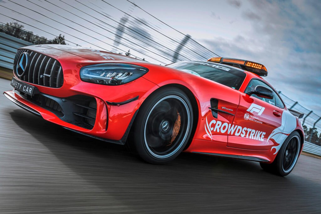 mercedes-amg-f1-safety-car-gets-a-brand-new-look