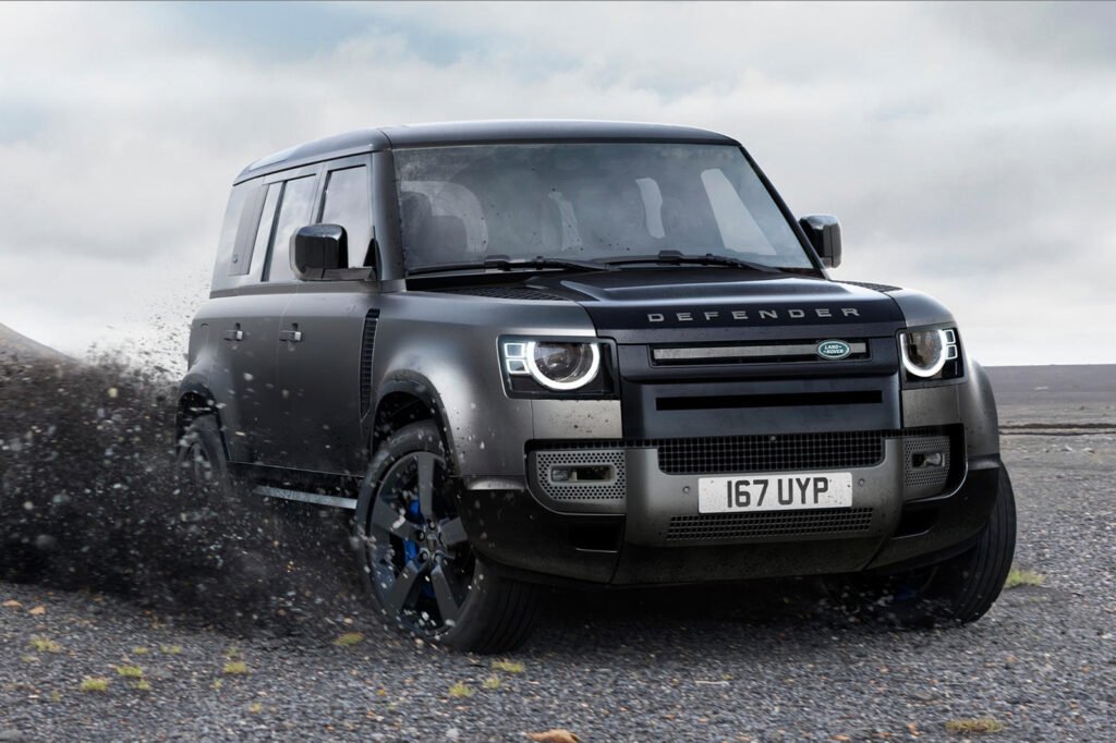 land-rover-working-on-secret-defender-project