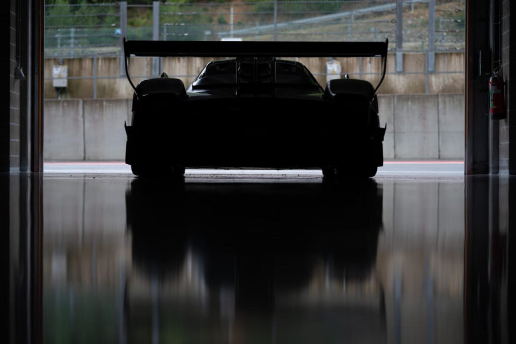 pagani-teases-900-hp-huayra-r-one-more-time