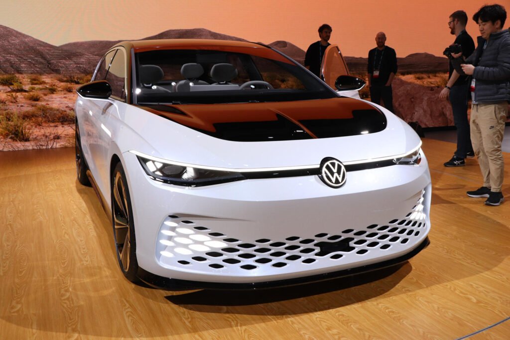 volkswagen-id.6-could-come-to-america-after-all