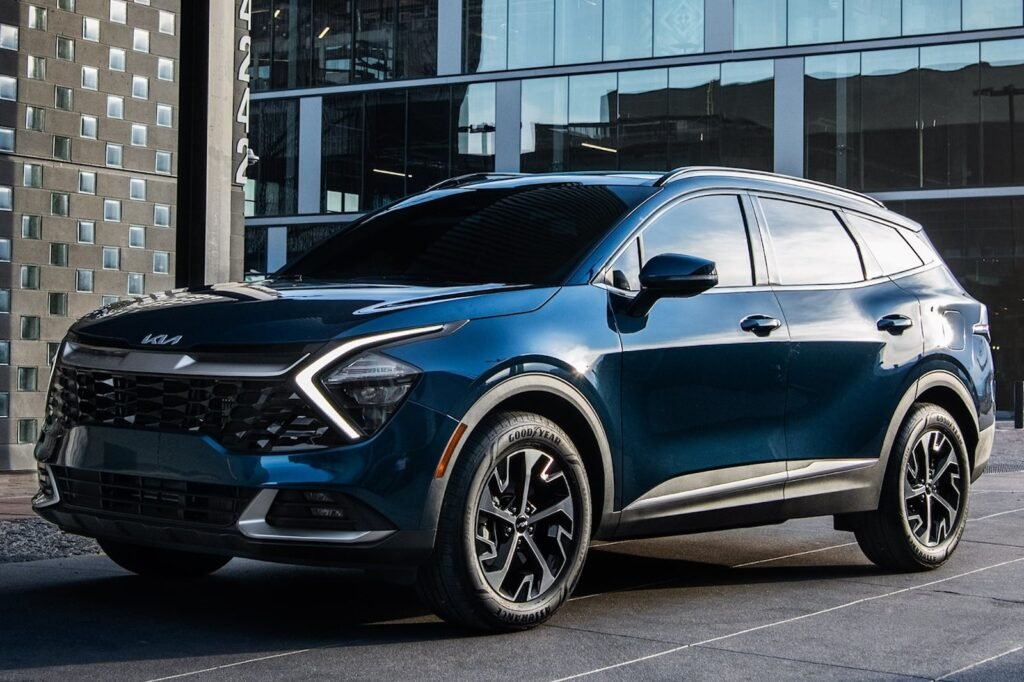 2023-kia-sportage-hybrid-is-massive-value-for-money