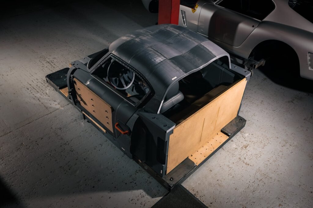 modern-ferrari-250-gto’s-interior-is-ready-for-abuse