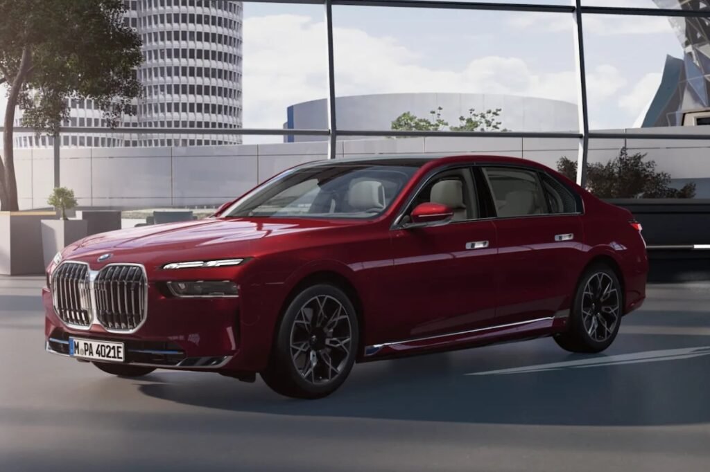 a-fully-loaded-bmw-i7-will-cost-you-mega-bucks