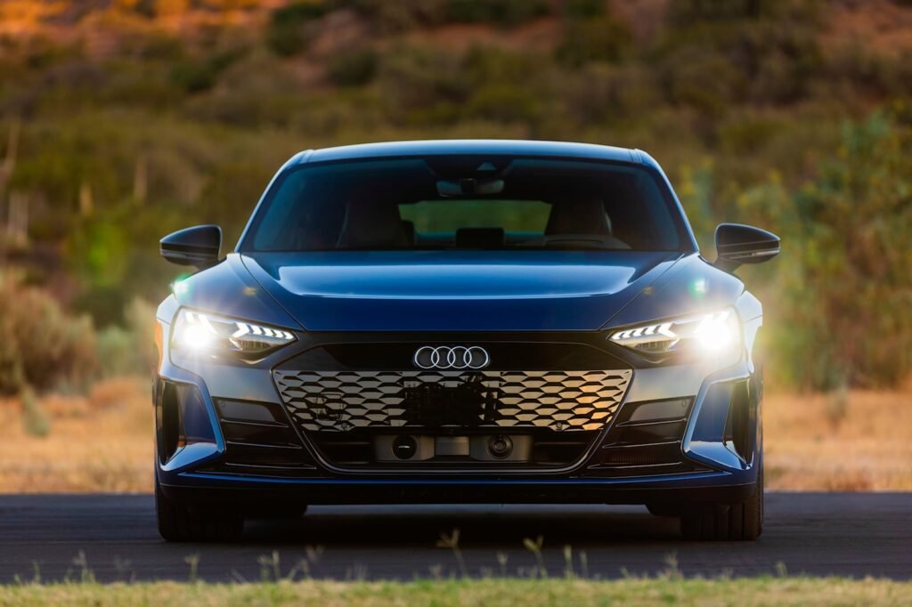 audi-pressures-german-rivals-to-go-100%-electric