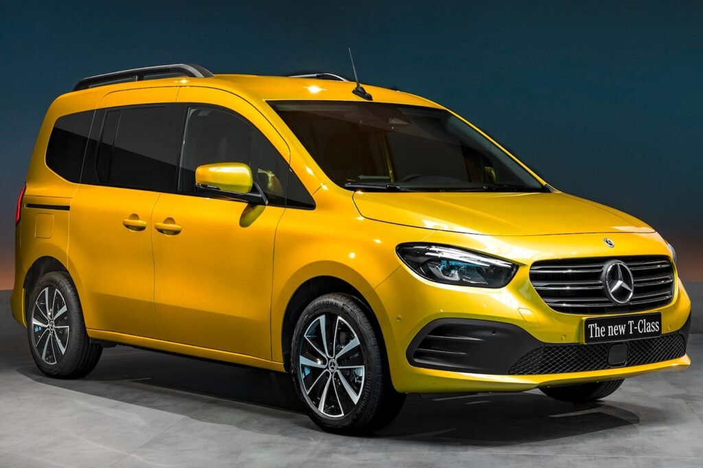 meet-the-mercedes-benz-t-class:-the-compact-family-hauler
