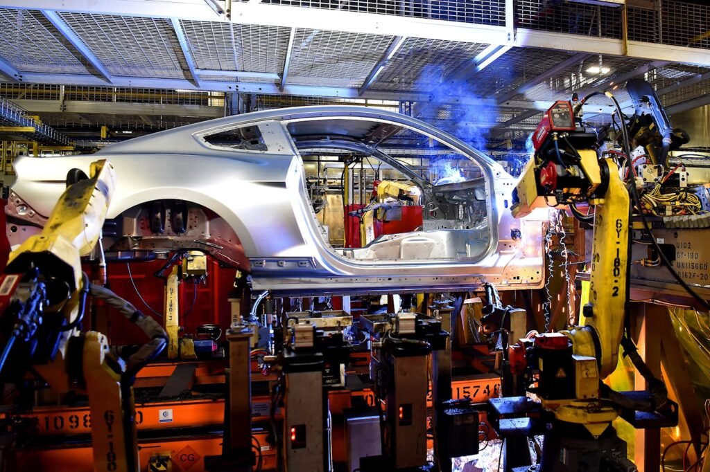 ford-mustang-production-grinds-to-a-halt-again