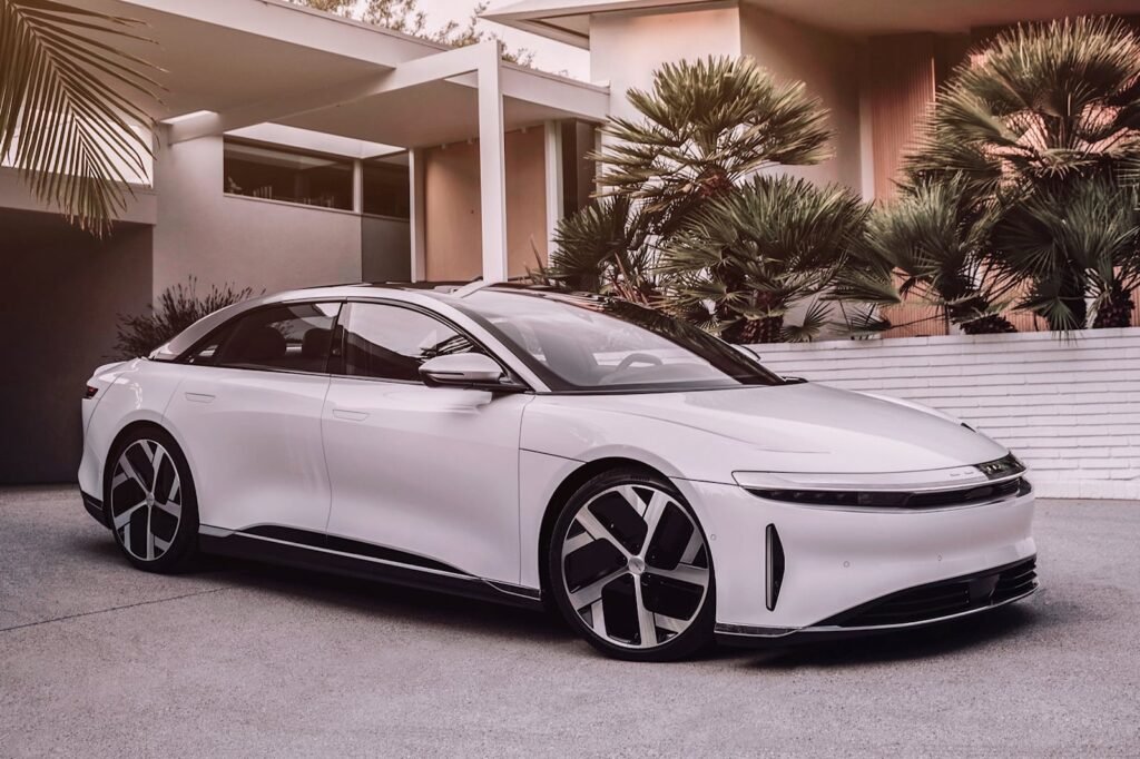 lucid’s-latest-delivery-numbers-won’t-worry-tesla