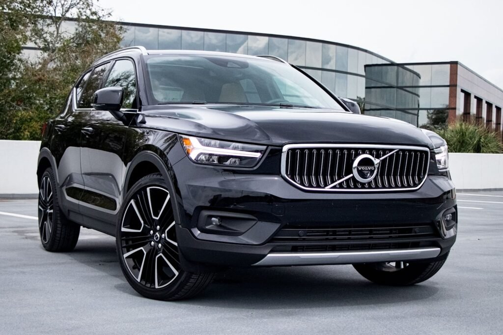 2022-volvo-xc40-test-drive-review:-perfect-in-all-the-right-ways