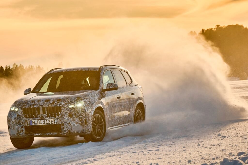 new-bmw-ix1-looks-at-home-going-sideways-in-the-snow