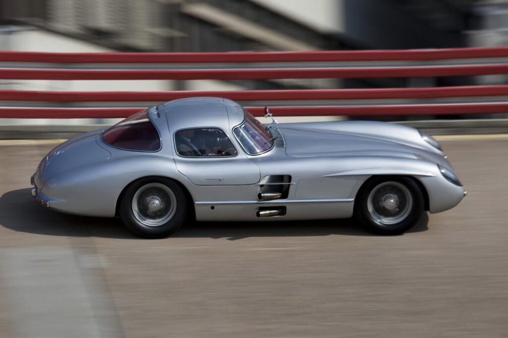 mercedes-silver-arrow-may-be-the-most-expensive-car-ever-sold-at-$142-million