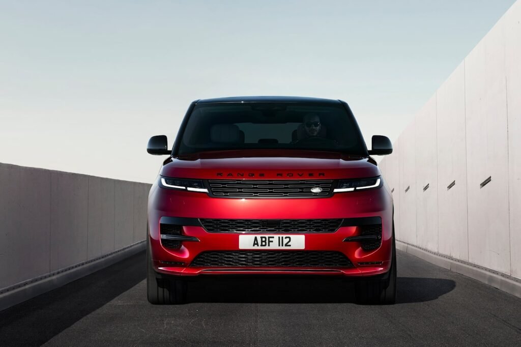 a-fully-loaded-2023-range-rover-sport-is-cheaper-than-you-think