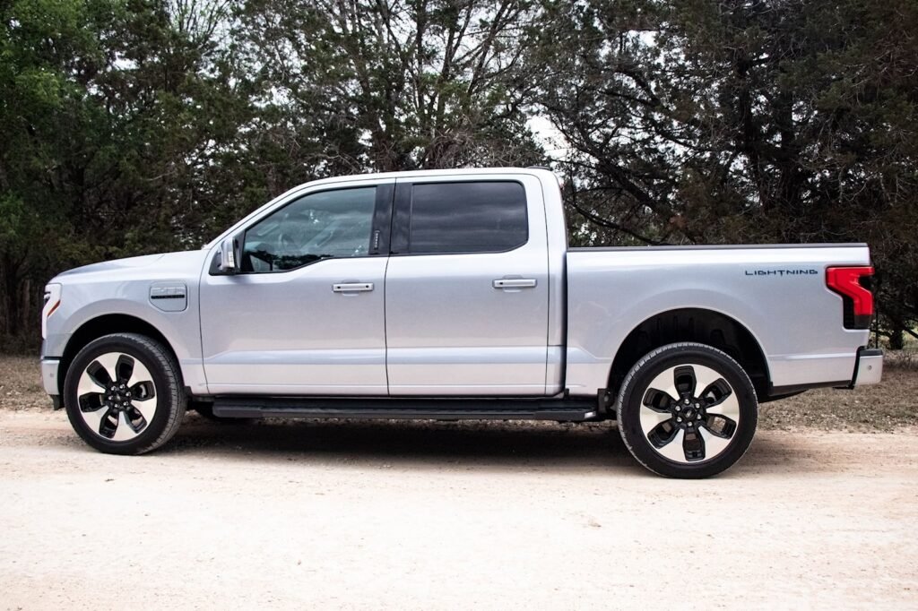 dealers-want-six-figures-for-the-ford-f-150-lightning