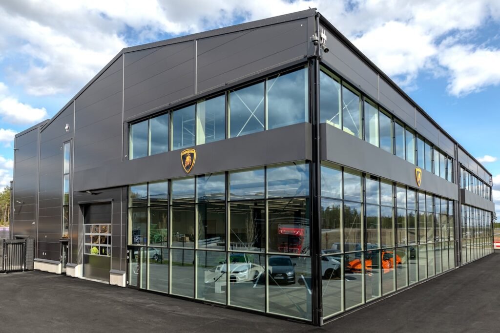 sweden-can’t-get-enough-of-lamborghini