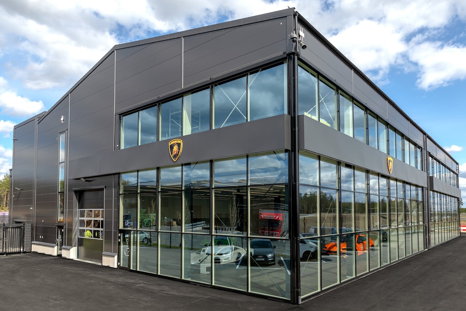 sweden-can’t-get-enough-of-lamborghini