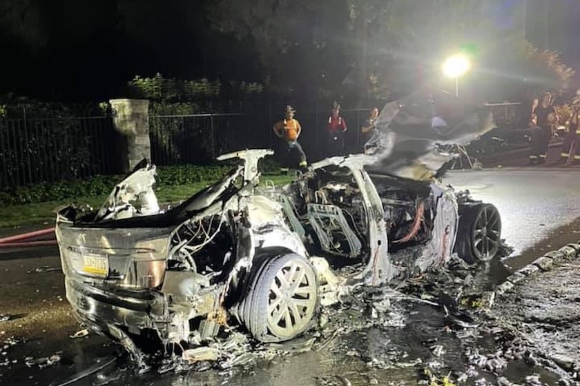 new-fire-resistant-plastic-next-step-in-ev-fire-fighting