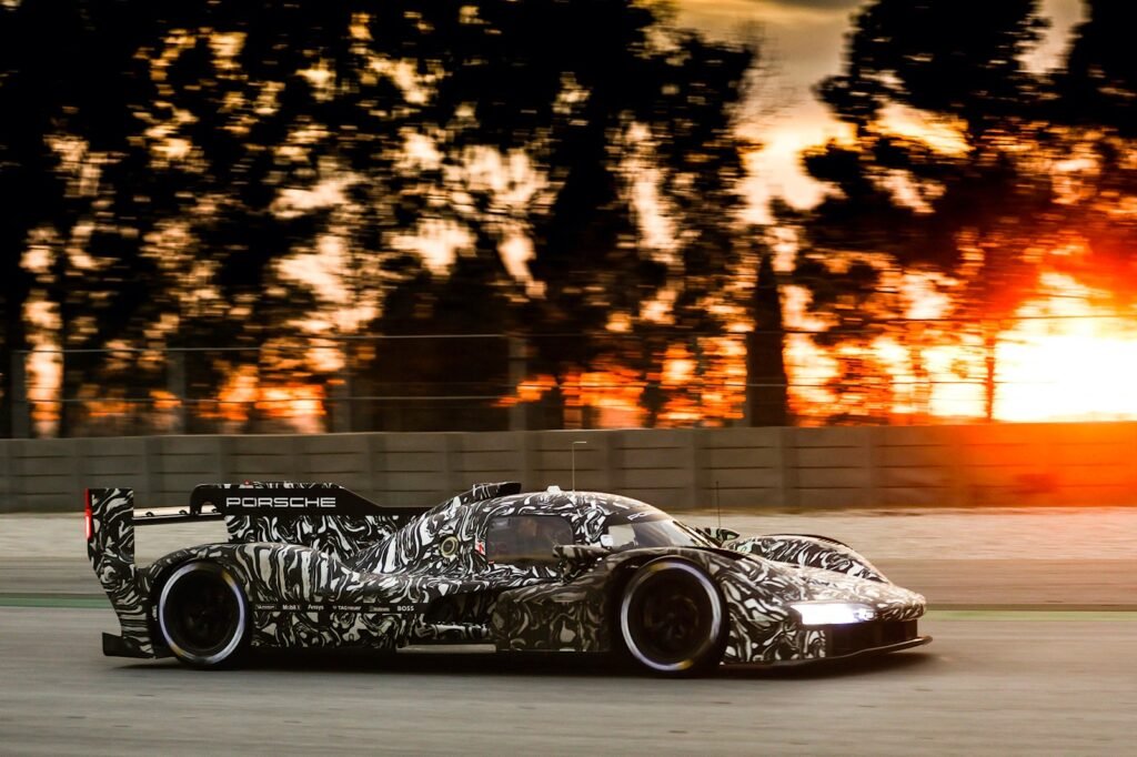 insane-porsche-race-car-does-more-miles-than-most-collector-911s