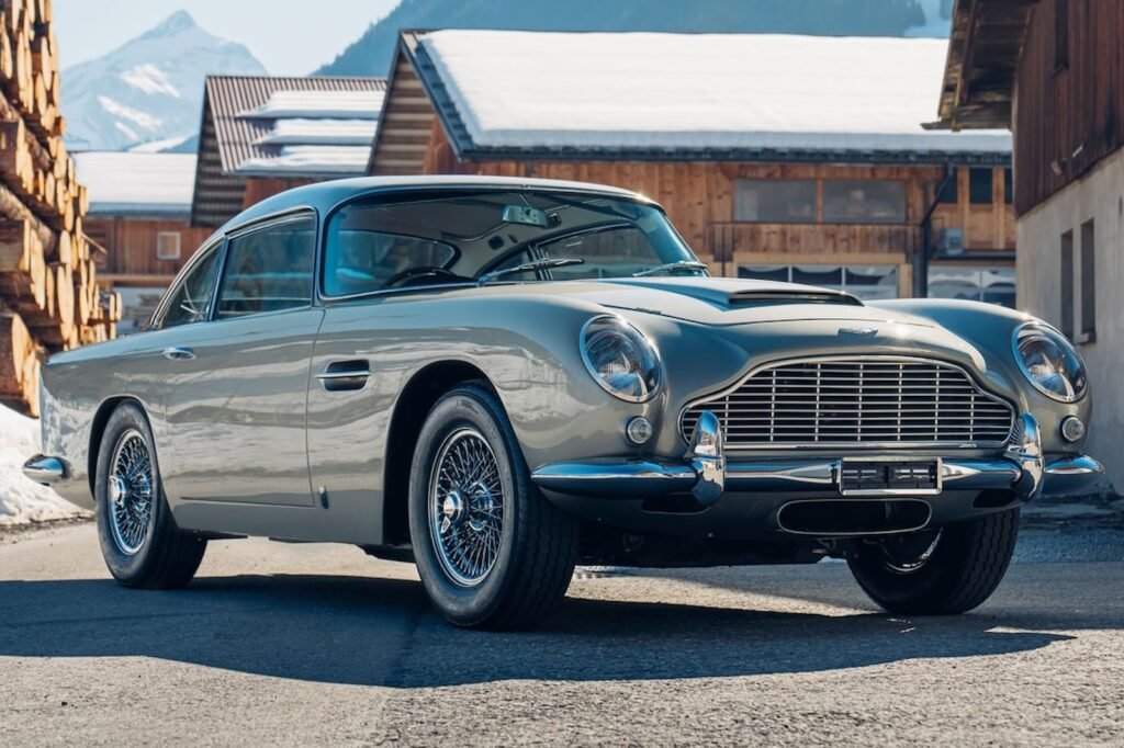 here’s-your-chance-to-own-007’s-aston-martin-db5