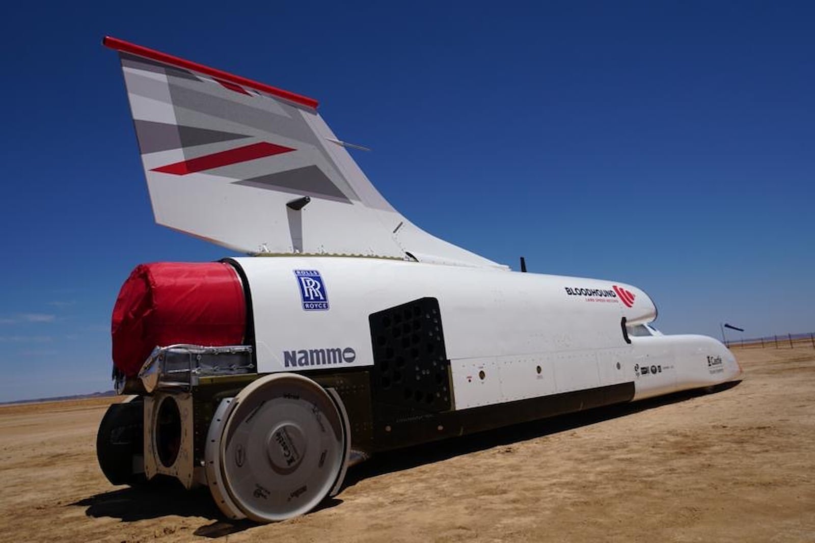 1,000-mph-bloodhound-may-still-have-another-shot-at-glory