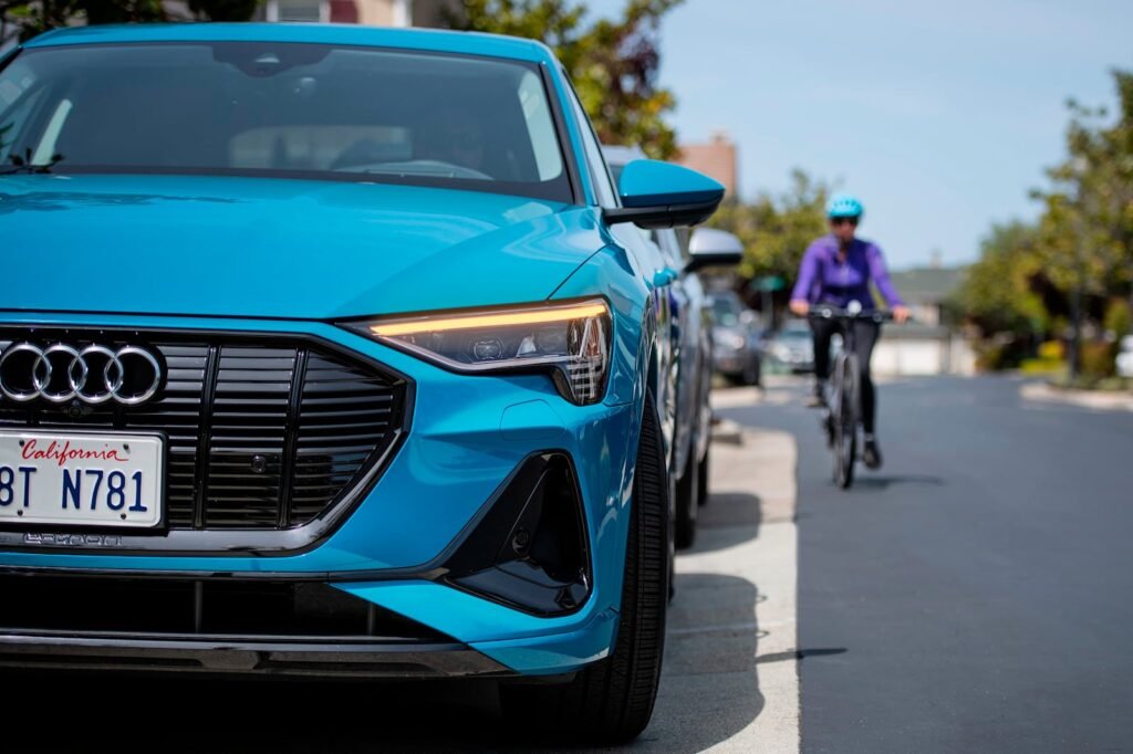 audi-developing-tech-to-keep-cyclists-safe