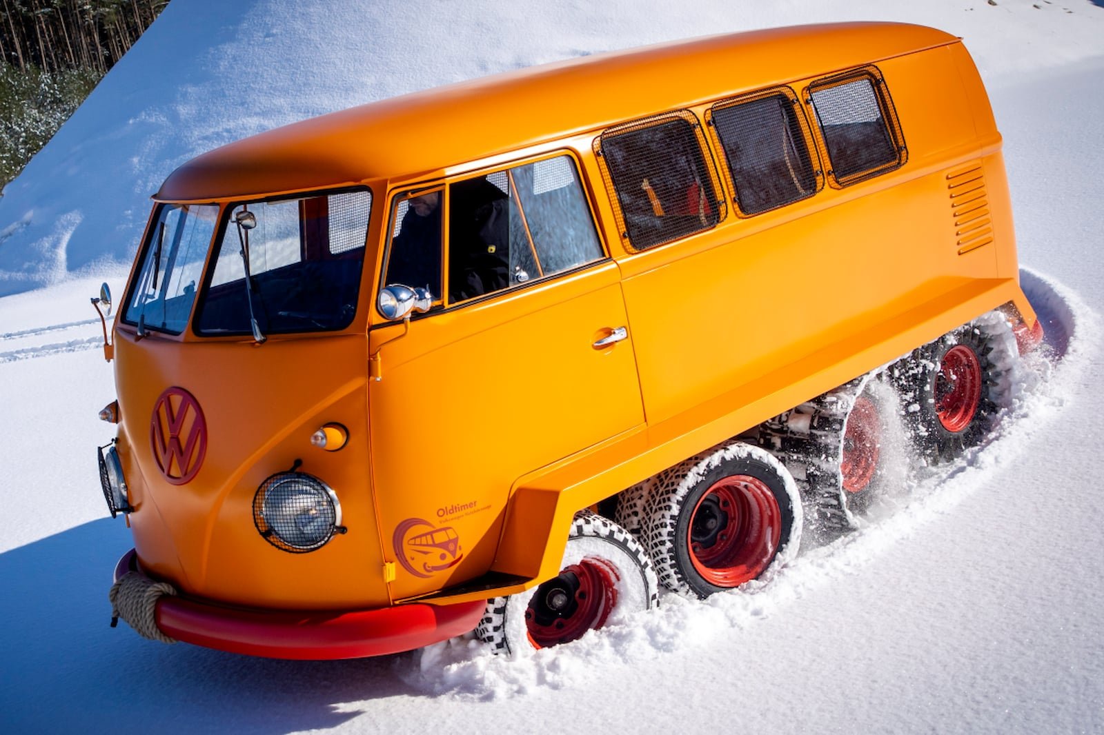 this-vw-t1-bus-will-eat-a-wrangler-for-breakfast