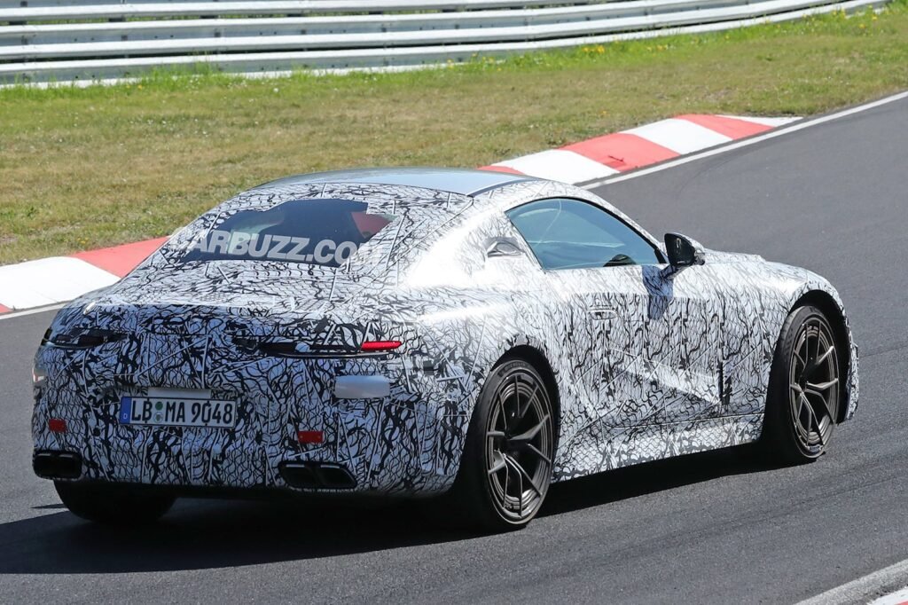 next-mercedes-amg-gt-ready-to-fight-porsche-911-with-new-feature