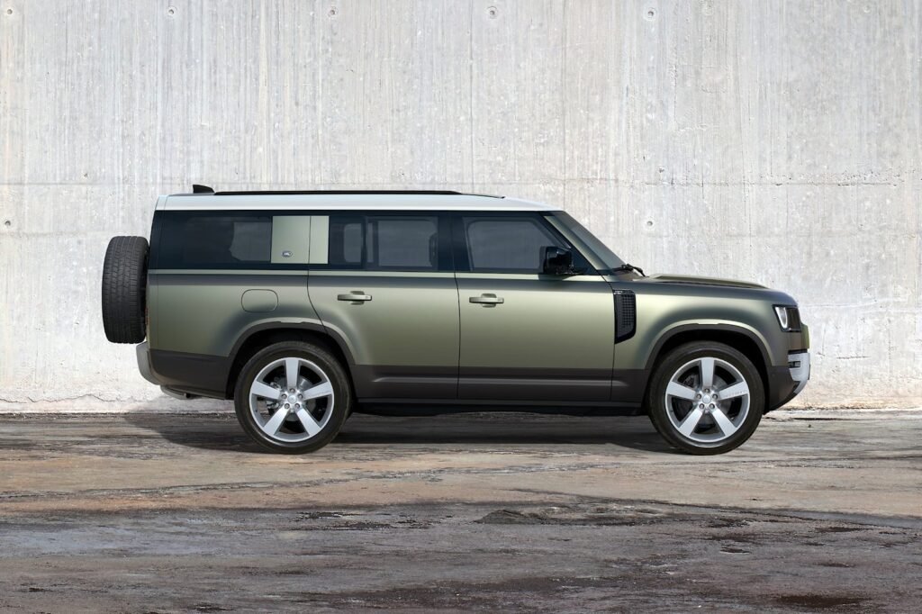 say-hello-to-the-long-and-lavish-land-rover-defender-130