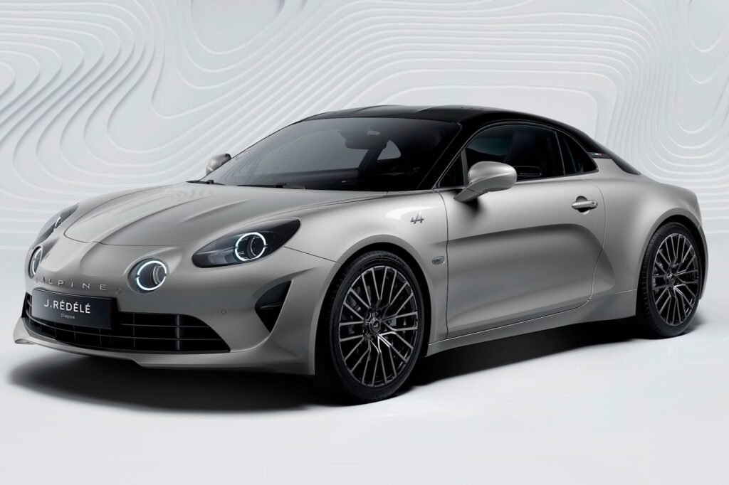 special-edition-alpine-a110-is-way-cooler-than-a-porsche-cayman