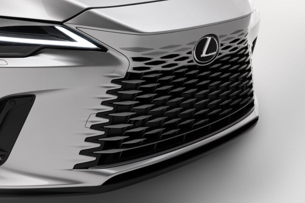 lexus-has-big-plans-for-the-spindle-grille