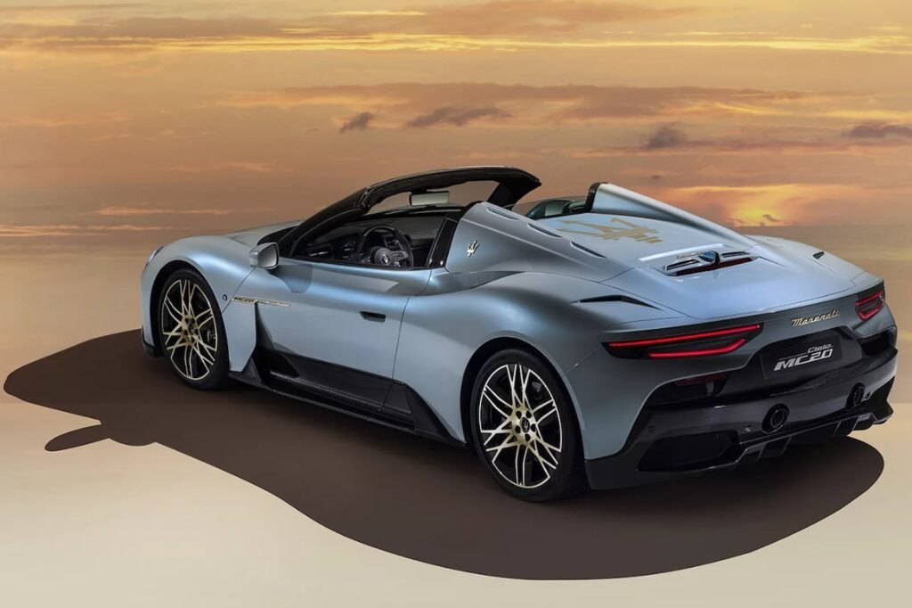 maserati-presents-the-highly-exclusive-mc20-cielo-primaserie