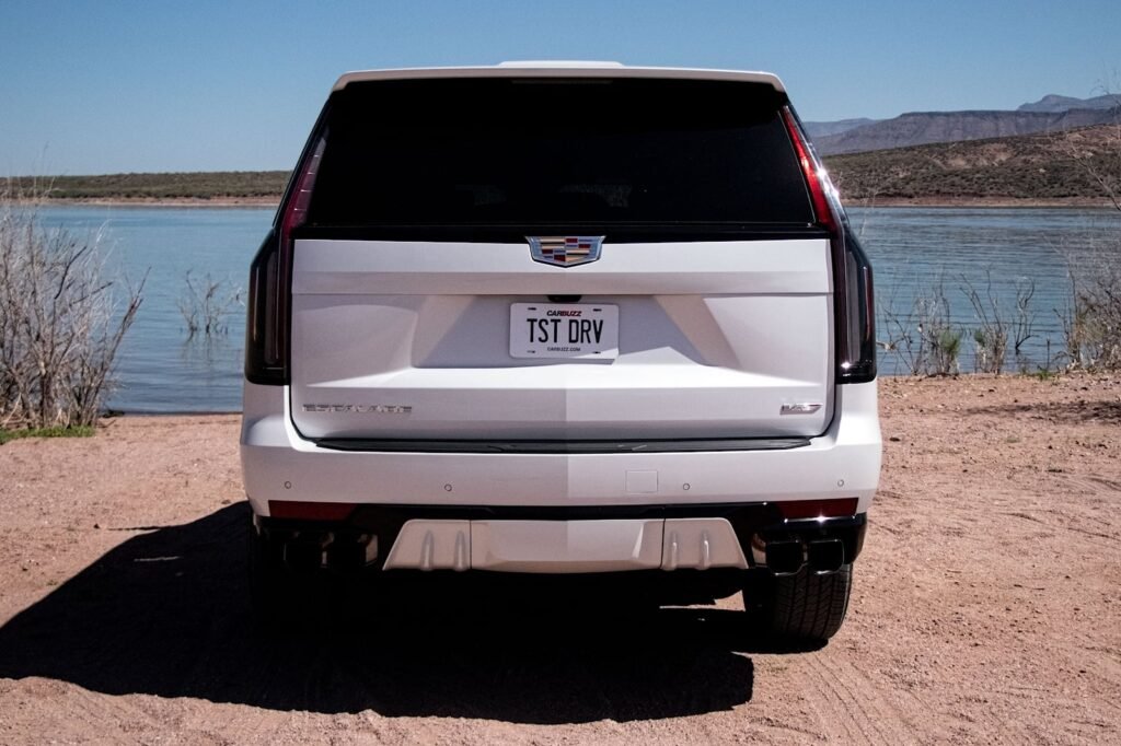 how-cadillac-engineers-fought-to-make-the-escalade-v-louder