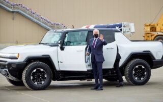 the-feds-announce-massive-500,000-ev-charger-push