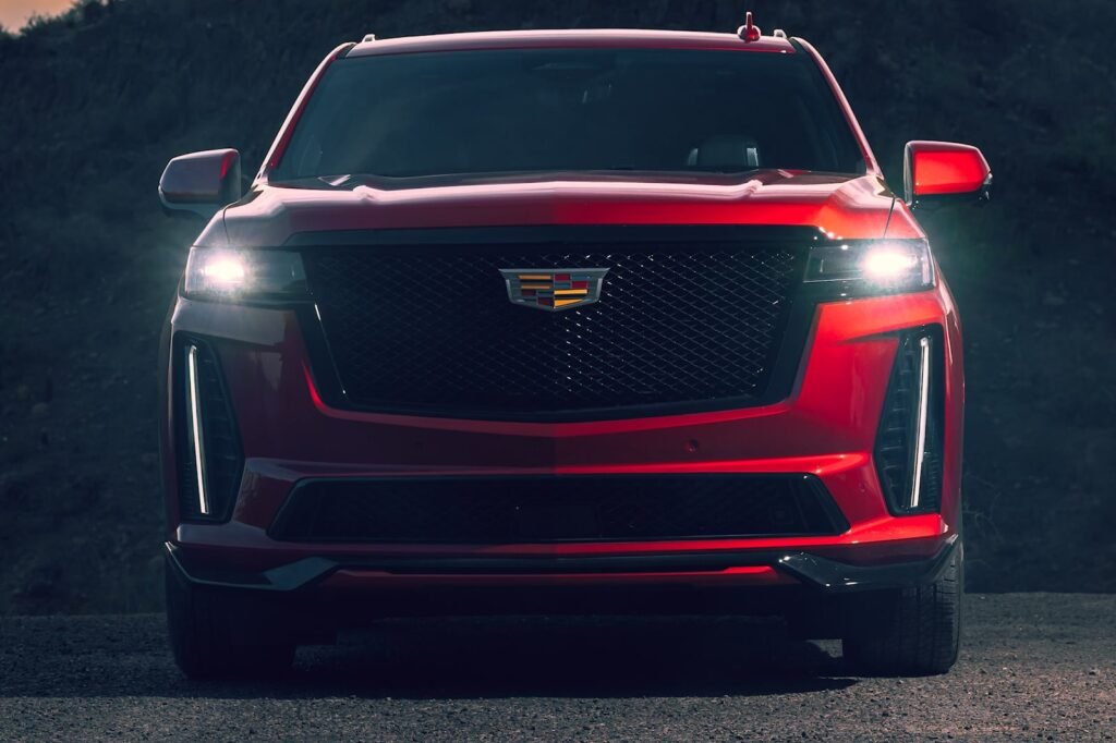 cadillac’s-escalade-v-could-have-had-a-v16-engine