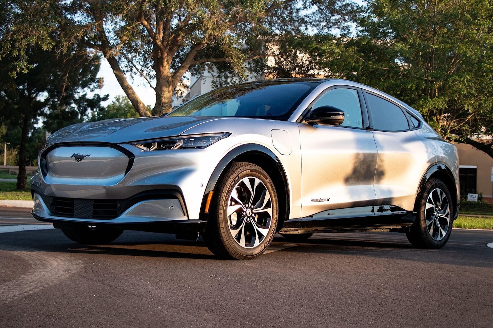 ford-thinks-self-driving-tech-will-generate-tens-of-billions-of-dollars