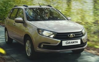 russia-gets-back-to-building-cars-and-the-result-is-terrifying