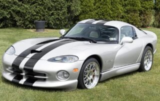 this-dodge-viper-is-hiding-a-900-horsepower-secret