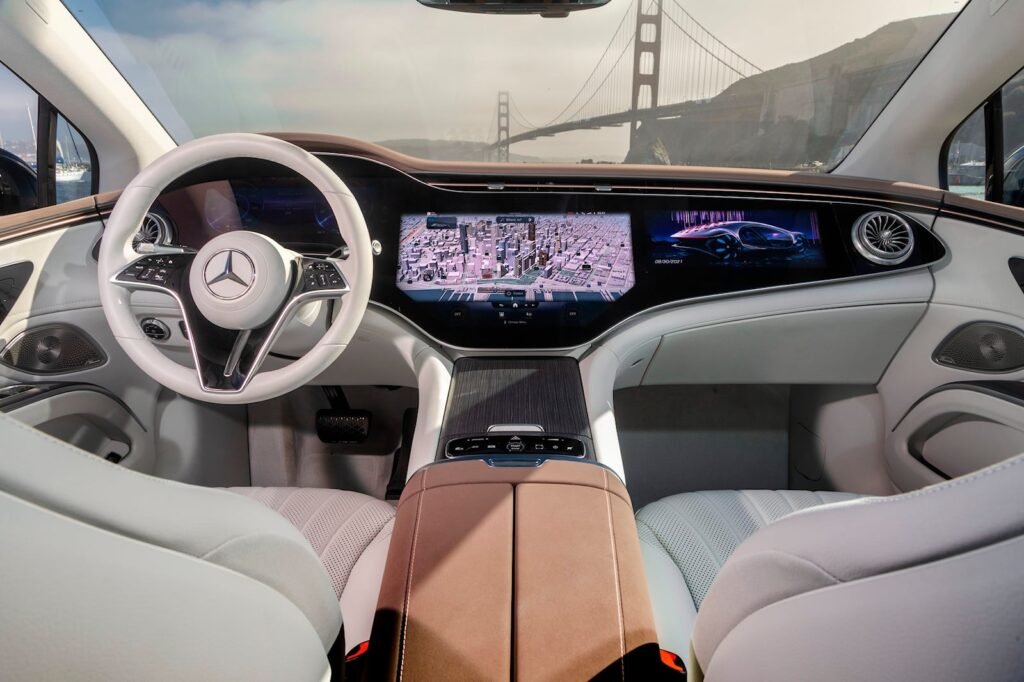 mercedes-says-not-so-fast-to-apple-carplay-screen-takeover