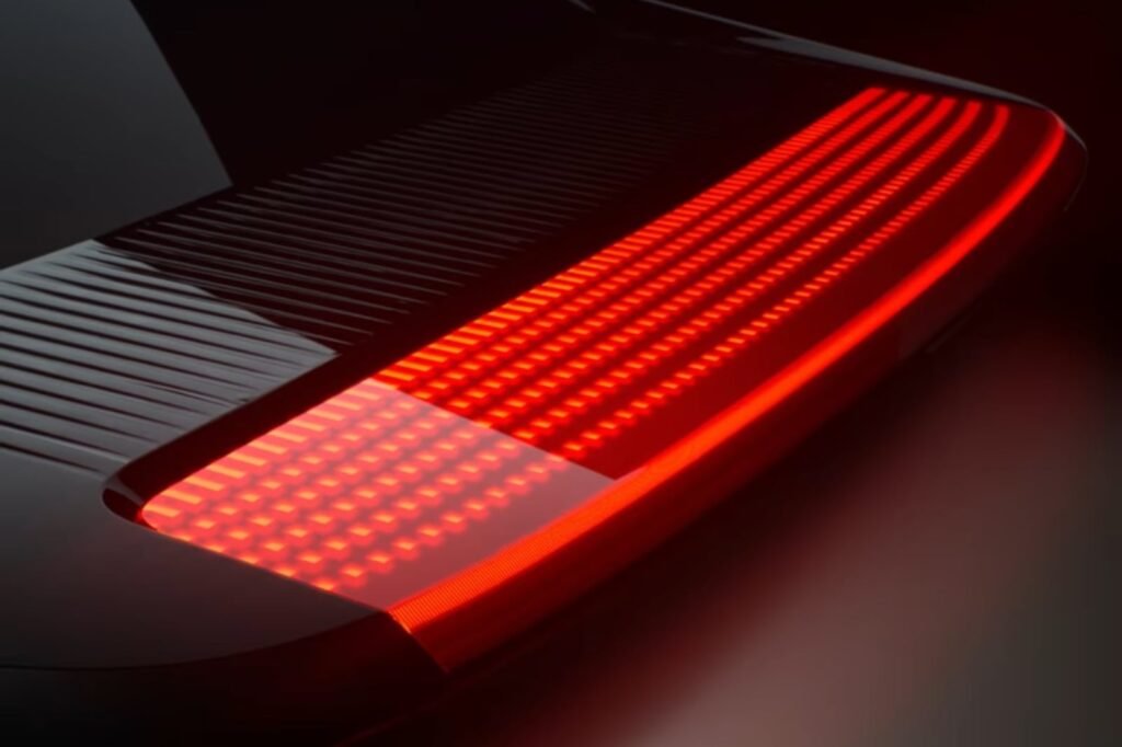 teased:-hyundai-ioniq-6-is-going-to-be-stunning