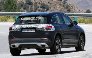 2023-mercedes-benz-gla-gears-up-for-bmw-x1-fight
