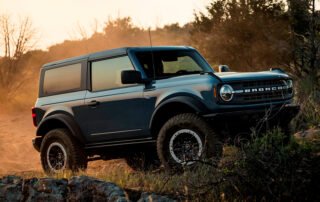 jeep-boss-response-to-ford-bronco’s-roof-problem-is-epic