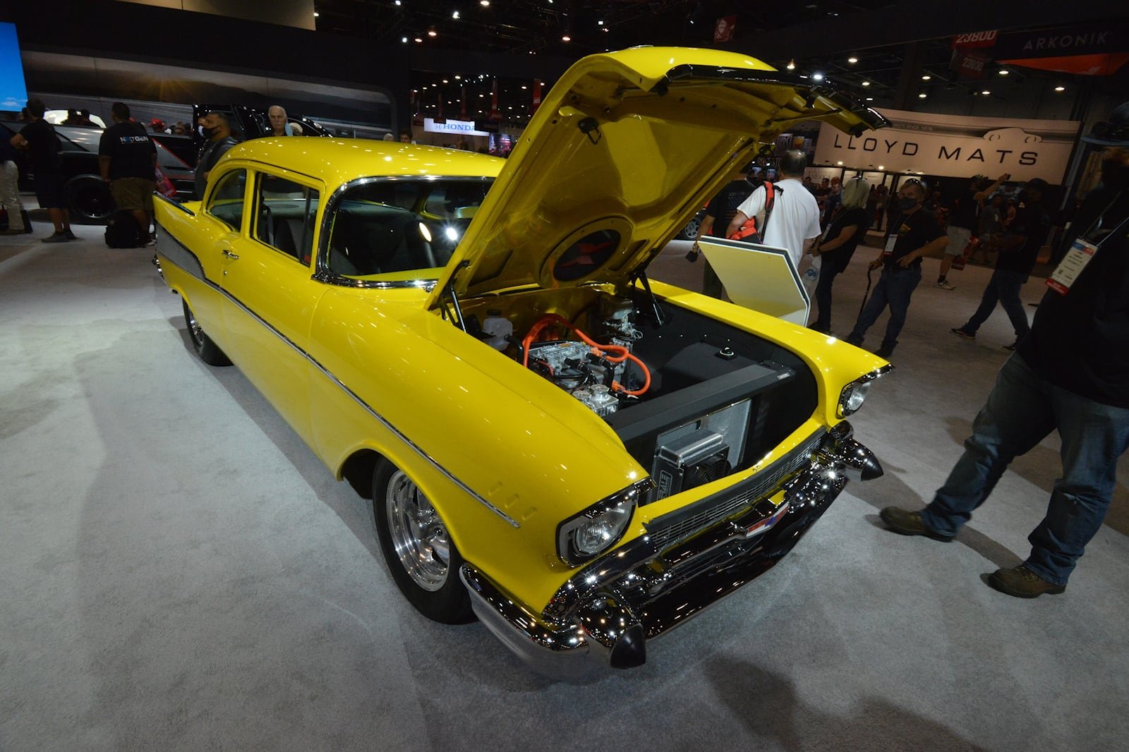 2022-sema-show-will-embrace-electric-cars